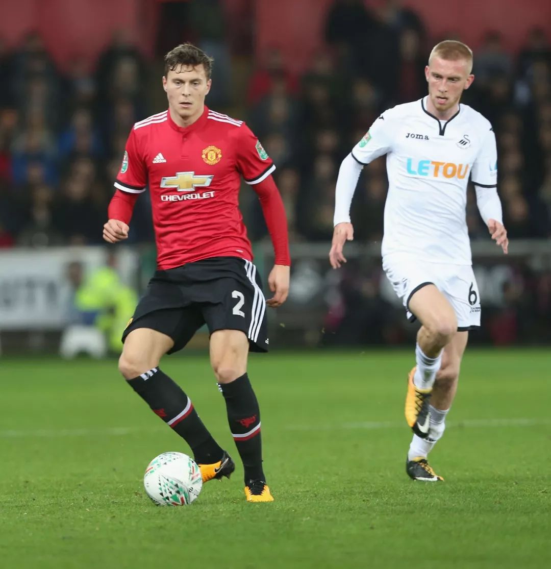 现了他的个 现了他的个