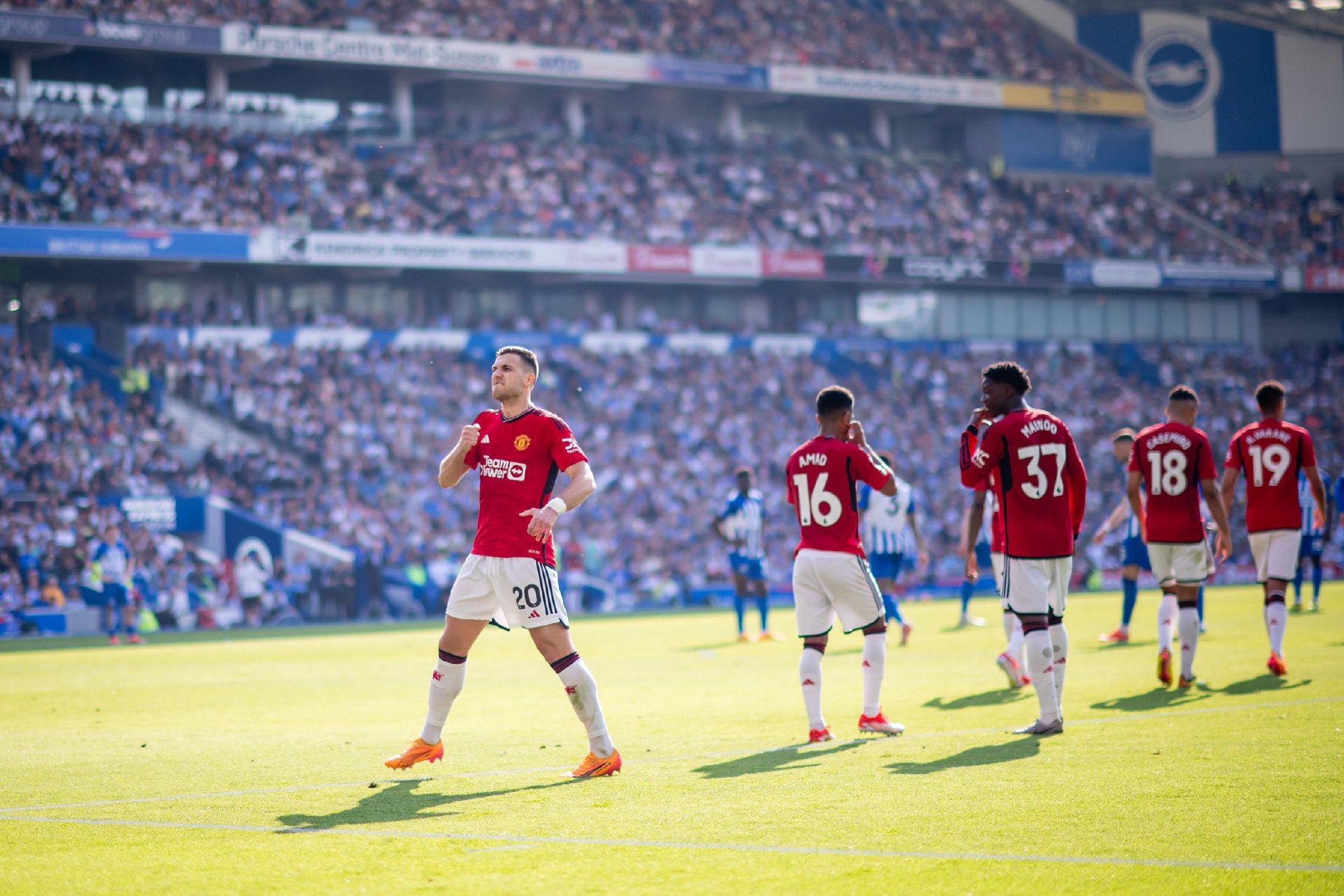 拜仁官宣新帅：纳格尔斯曼回归，图赫尔下课